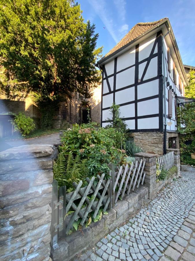 Charmantes Ferienhaus „Am Stift“ In Zentraler Lage Хердеке Экстерьер фото